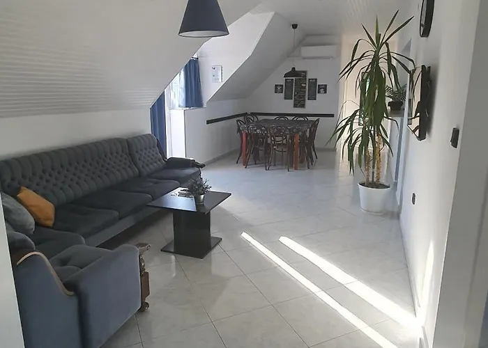 Soos -- Only For Relaxation, Not For Party! Διαμέρισμα *